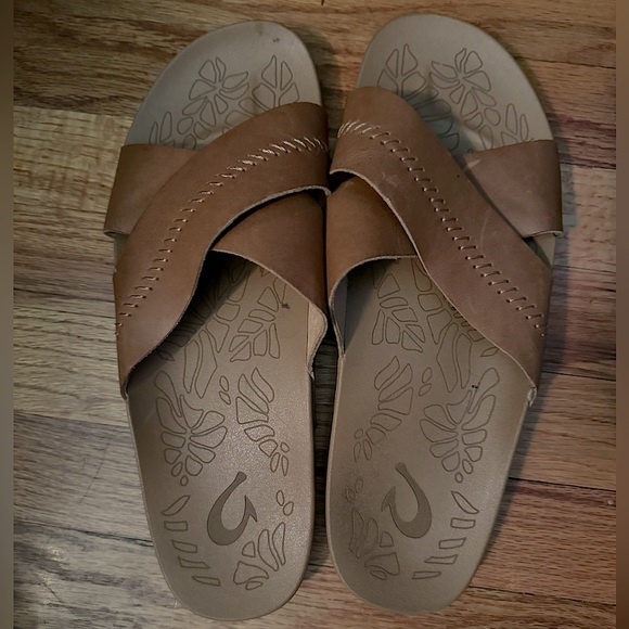 OluKai Sandals size 9 - Picture 1 of 4